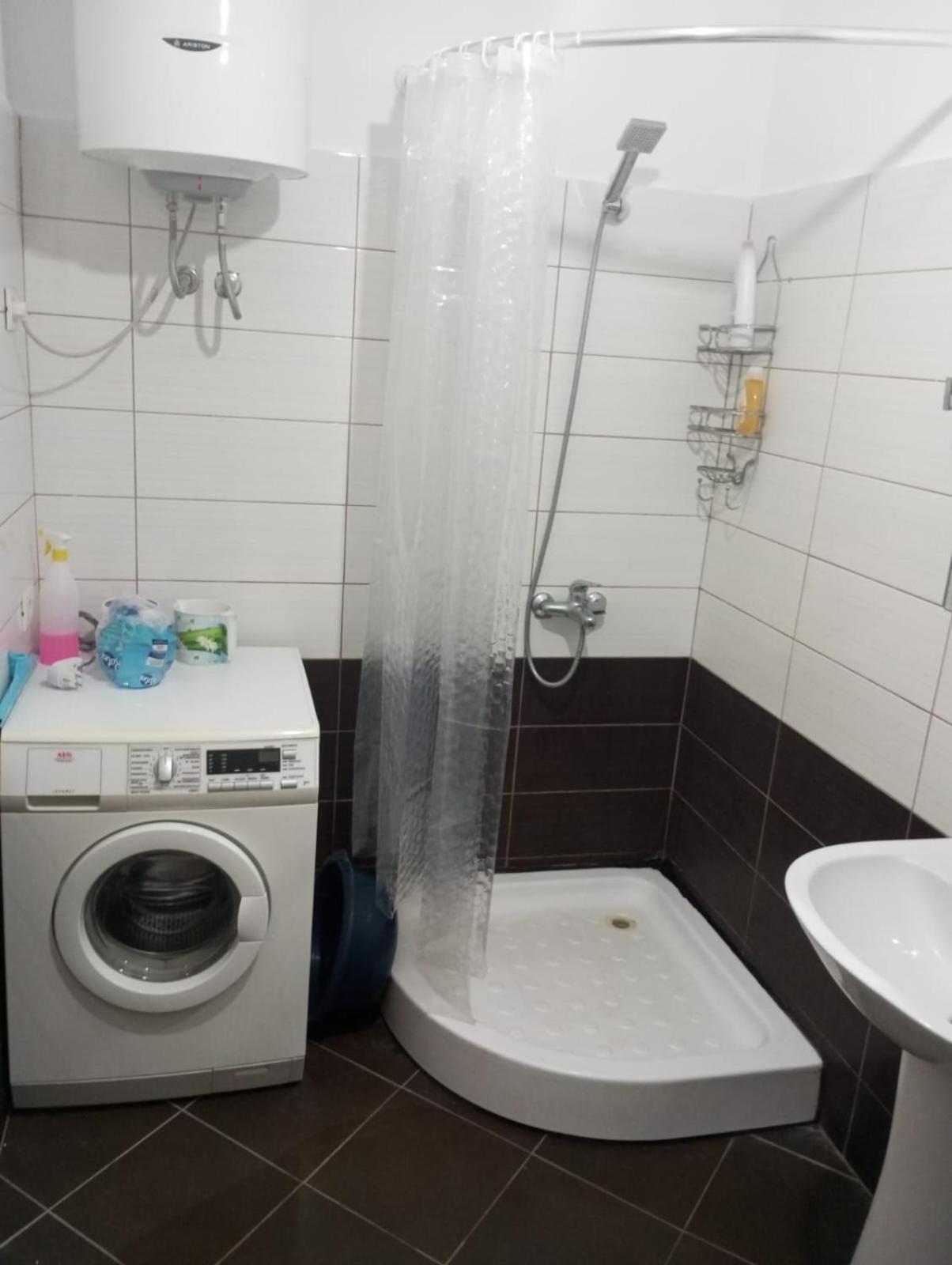 Maksimilian Apartament Dıraç Dış mekan fotoğraf