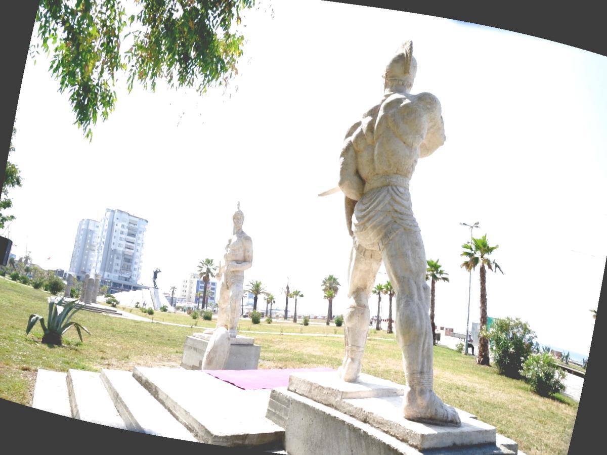 Maksimilian Apartament Dıraç Dış mekan fotoğraf